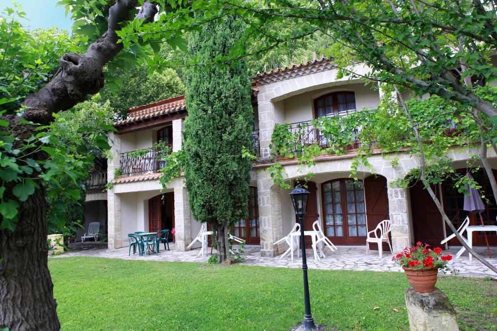 Auberge De La Tour -Appartements- Valros Bilik gambar